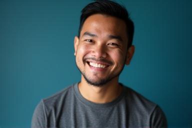 Jose Cruz, UX/UI Design Specialist ng Lasa Lore, masigla.